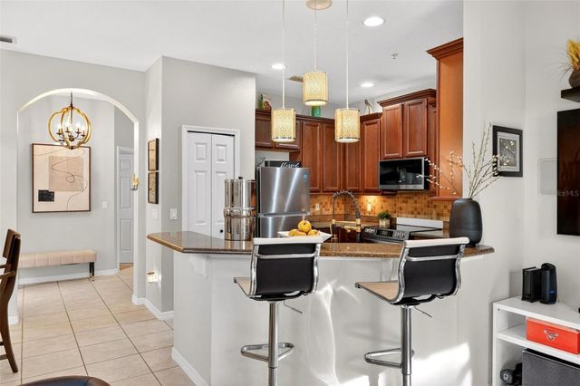 2125 VELVET LEAF DRIVE, Ocoee, FL 34761