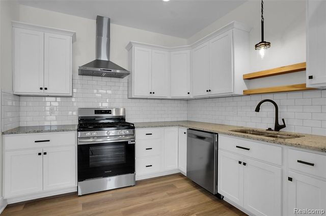 2324 Gilder Drive, Howell, MI 48843