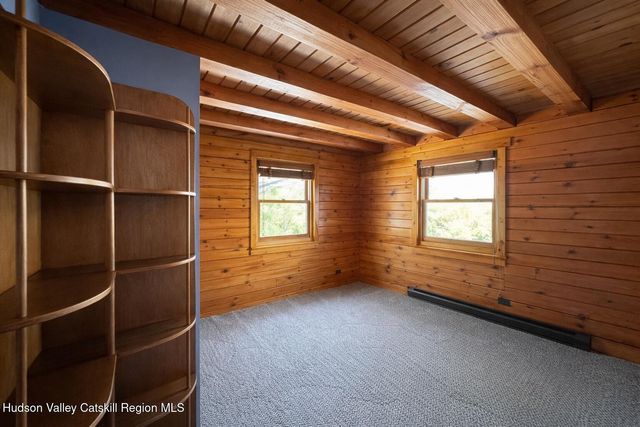 380 Easy Street, Catskill, NY 12414