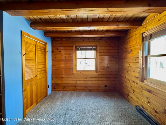 380 Easy Street, Catskill, NY 12414