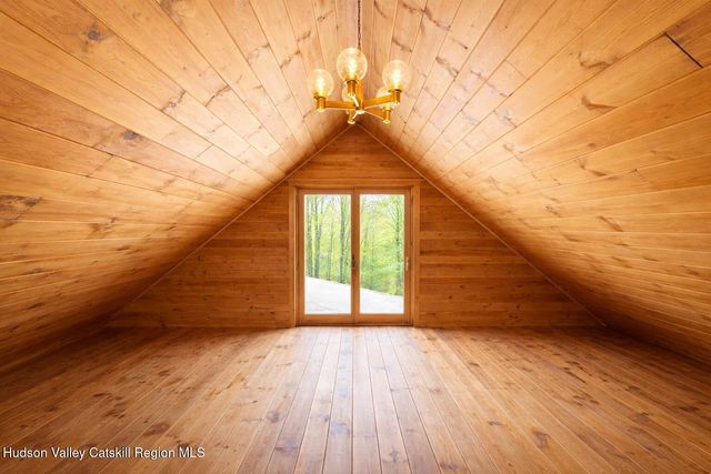 380 Easy Street, Catskill, NY 12414