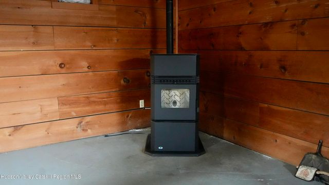 380 Easy Street, Catskill, NY 12414