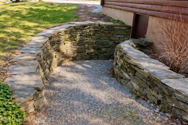 380 Easy Street, Catskill, NY 12414