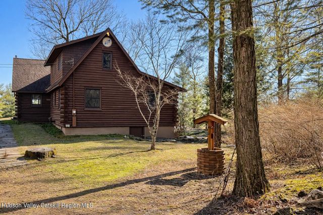 380 Easy Street, Catskill, NY 12414