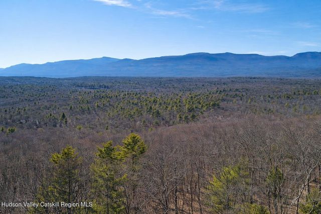 380 Easy Street, Catskill, NY 12414