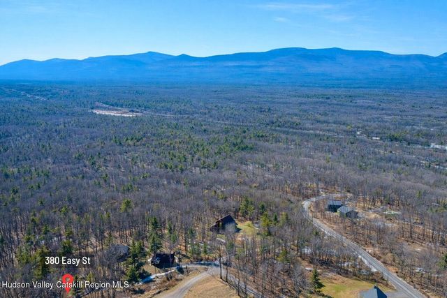380 Easy Street, Catskill, NY 12414
