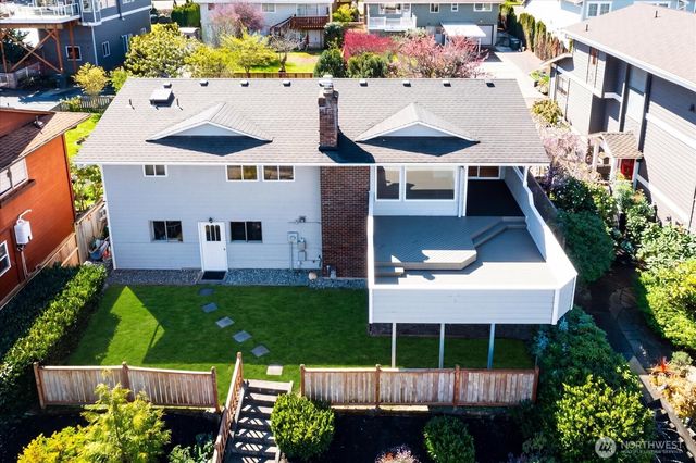 944 Maple Street, Edmonds, WA 98020