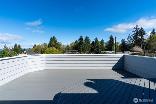 944 Maple Street, Edmonds, WA 98020
