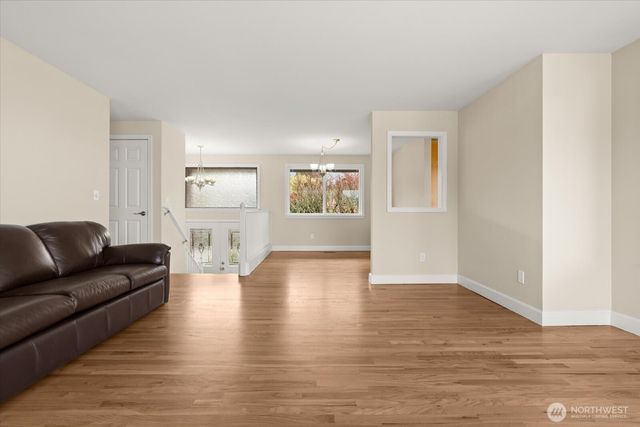 944 Maple Street, Edmonds, WA 98020