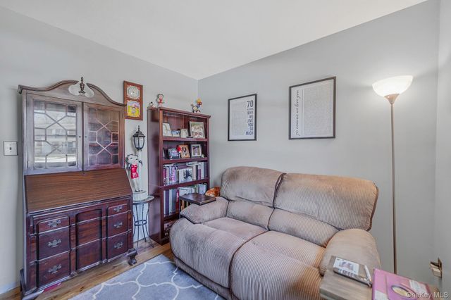 300 Tyler Avenue, Miller Place, NY 11764