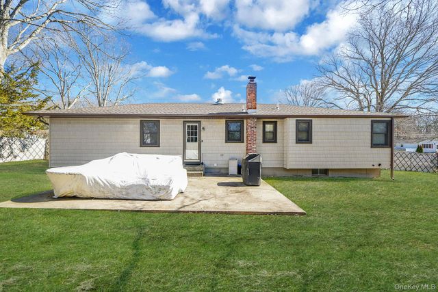 300 Tyler Avenue, Miller Place, NY 11764