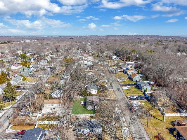 300 Tyler Avenue, Miller Place, NY 11764