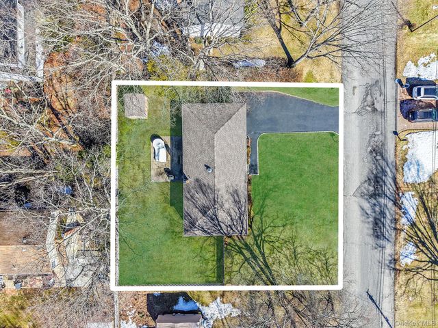 300 Tyler Avenue, Miller Place, NY 11764