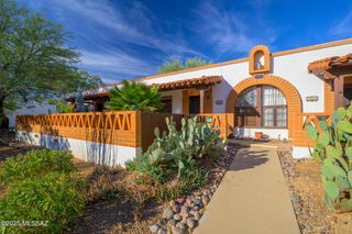 246 S Paseo Pena B, Green Valley, AZ 85614