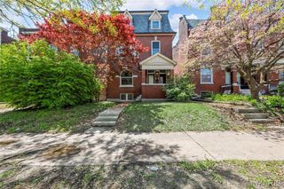2028 Russell Boulevard, St Louis, MO 63104