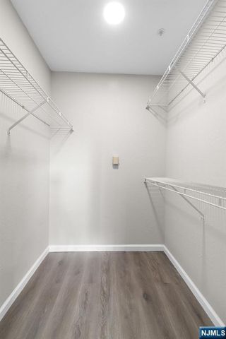 690 Rt 23 R3, Wayne, NJ 07470