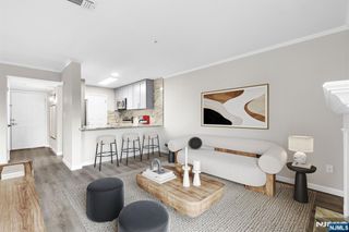 690 Rt 23 R3, Wayne, NJ 07470