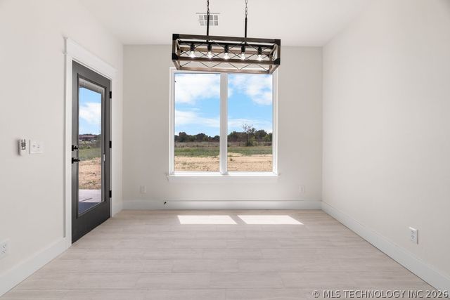 13203 Whimsical Lane, Kingston, OK 73439