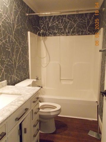 2304 Cleveland Way, Canton, MI 48188