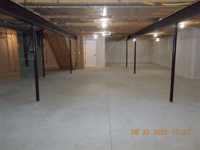 2304 Cleveland Way, Canton, MI 48188