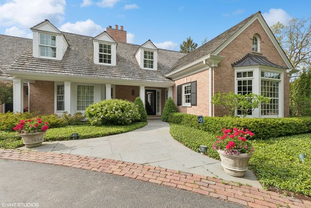 770 E Westminster Road, Lake Forest, IL 60045