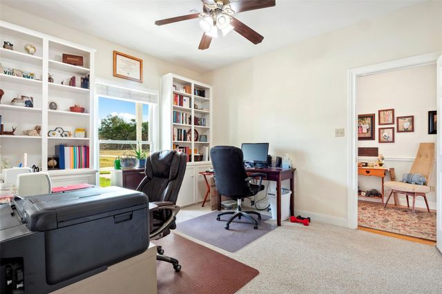 681 Leisure LN, Cedar Creek, TX 78612