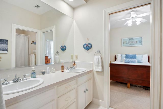 681 Leisure LN, Cedar Creek, TX 78612