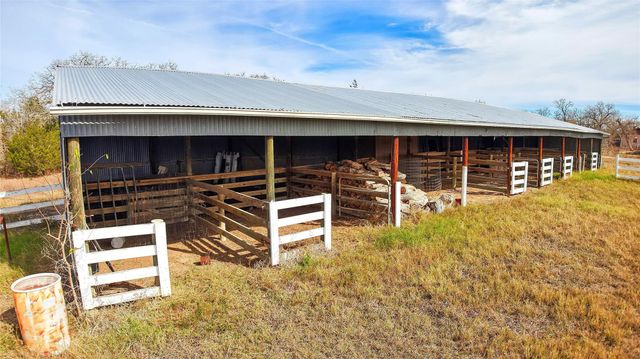 681 Leisure LN, Cedar Creek, TX 78612