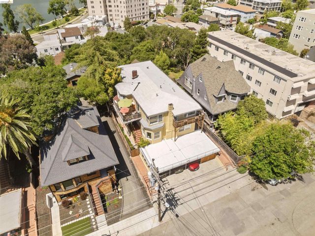 339 Hanover Ave, Oakland, CA 94606
