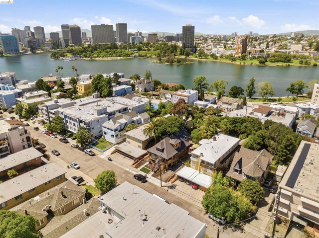 339 Hanover Ave, Oakland, CA 94606