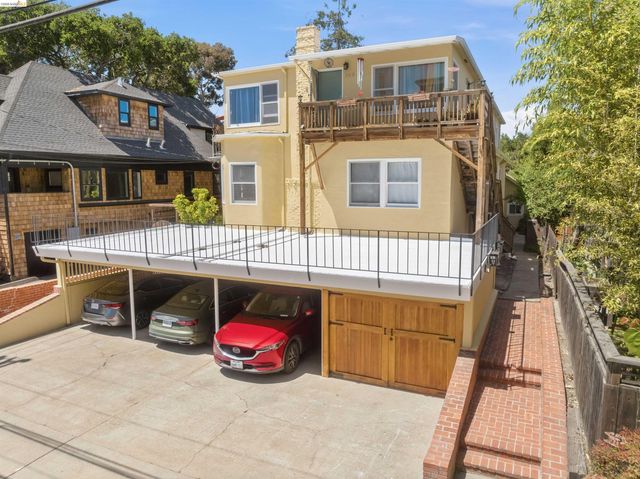 339 Hanover Ave, Oakland, CA 94606