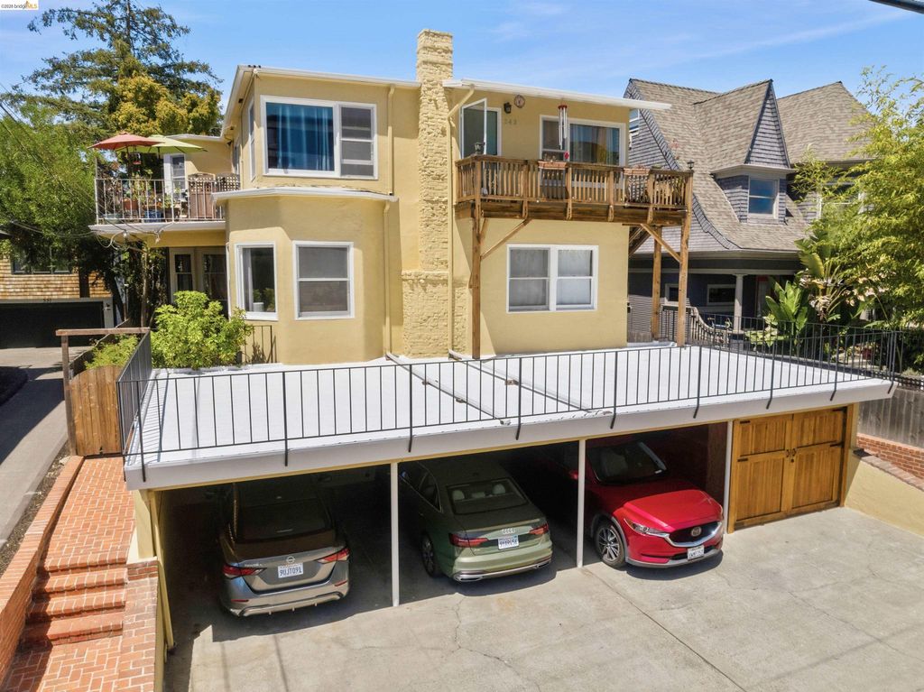 339 Hanover Ave, Oakland, CA 94606