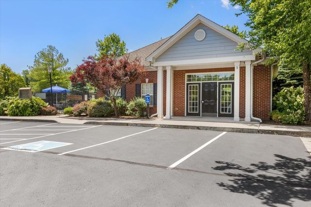2312 Remington Way 4106, Lexington, KY 40511