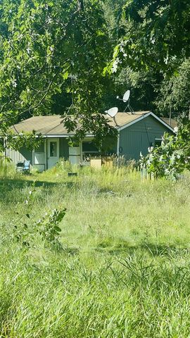 2694 W Clarence Road, Harrison, MI 48625