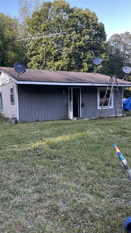 2694 W Clarence Road, Harrison, MI 48625