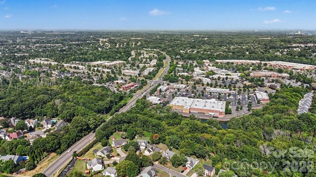 12109 Landing Green Drive, Charlotte, NC 28277