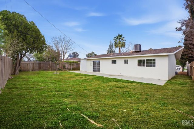2617 Earlene Avenue, Bakersfield, CA 93304