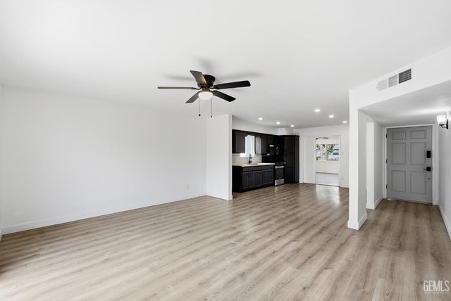 2617 Earlene Avenue, Bakersfield, CA 93304