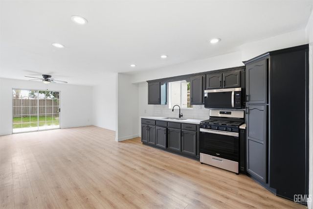 2617 Earlene Avenue, Bakersfield, CA 93304