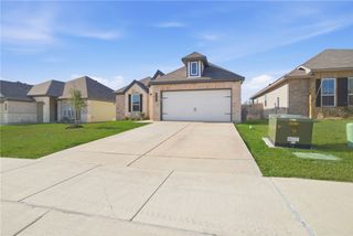 1318 Kingsgate Drive, Bryan, TX 77807
