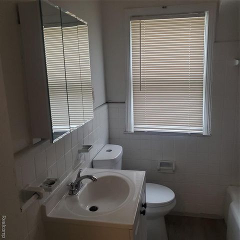 18681 Blackmoor Blackmoor Street, Detroit, MI 48234