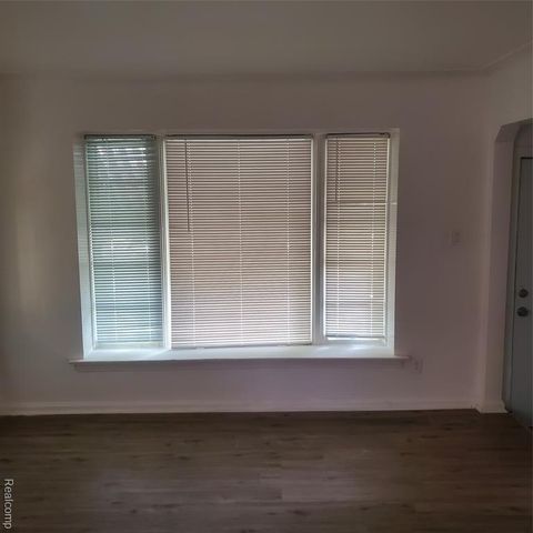 18681 Blackmoor Blackmoor Street, Detroit, MI 48234