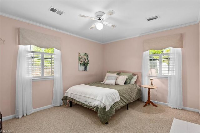 143 Jenny Lane, Pilot Mountain, NC 27041