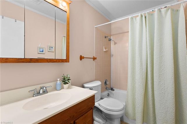 143 Jenny Lane, Pilot Mountain, NC 27041