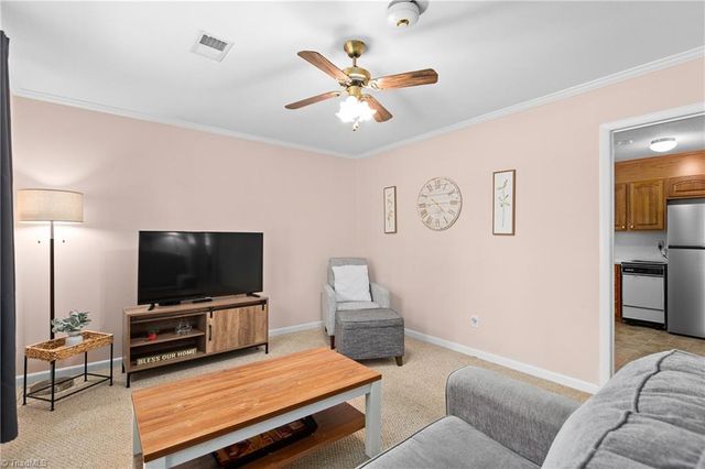 143 Jenny Lane, Pilot Mountain, NC 27041