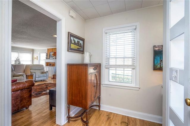 27615 Block Road, Paola, KS 66071