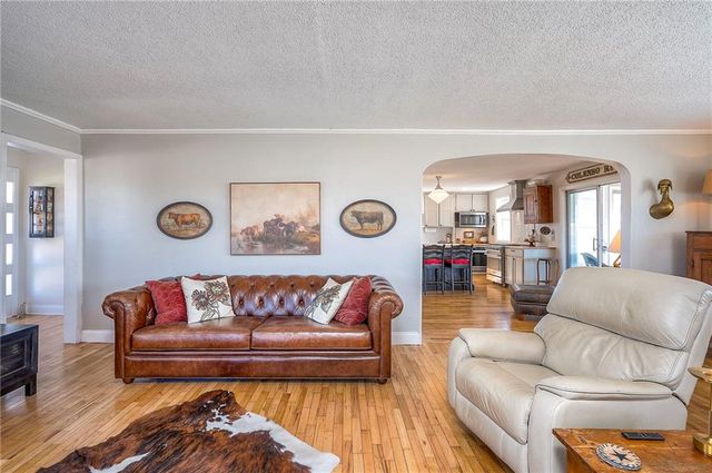 27615 Block Road, Paola, KS 66071