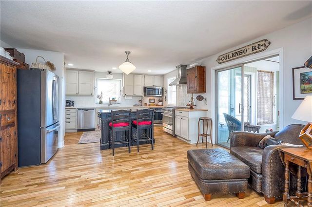 27615 Block Road, Paola, KS 66071