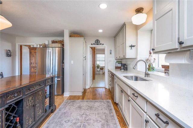 27615 Block Road, Paola, KS 66071