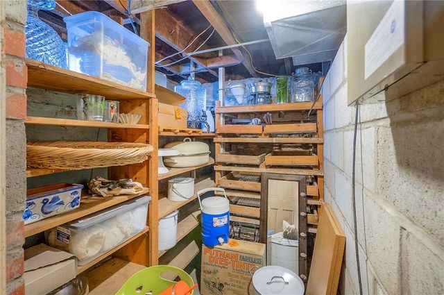 27615 Block Road, Paola, KS 66071